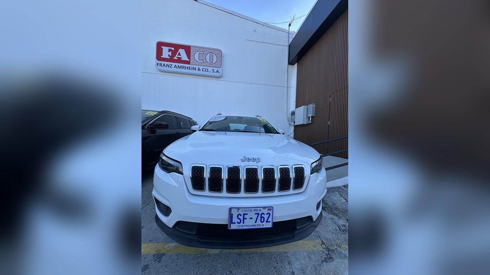 Jeep JEEP CHEROKEE 2019