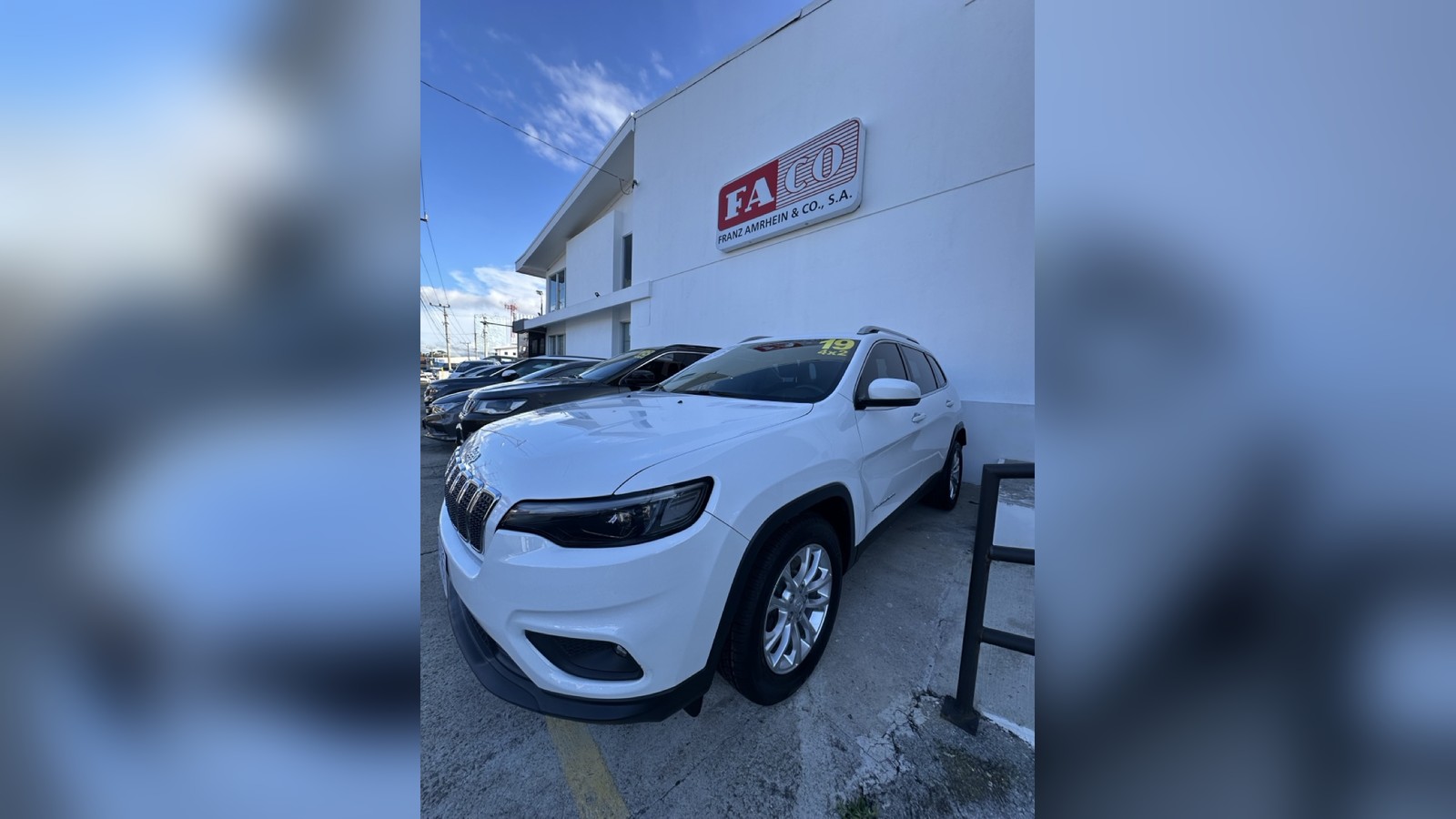 Jeep JEEP CHEROKEE 2019