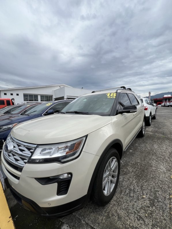 Ford FORD EXPLORER 2018